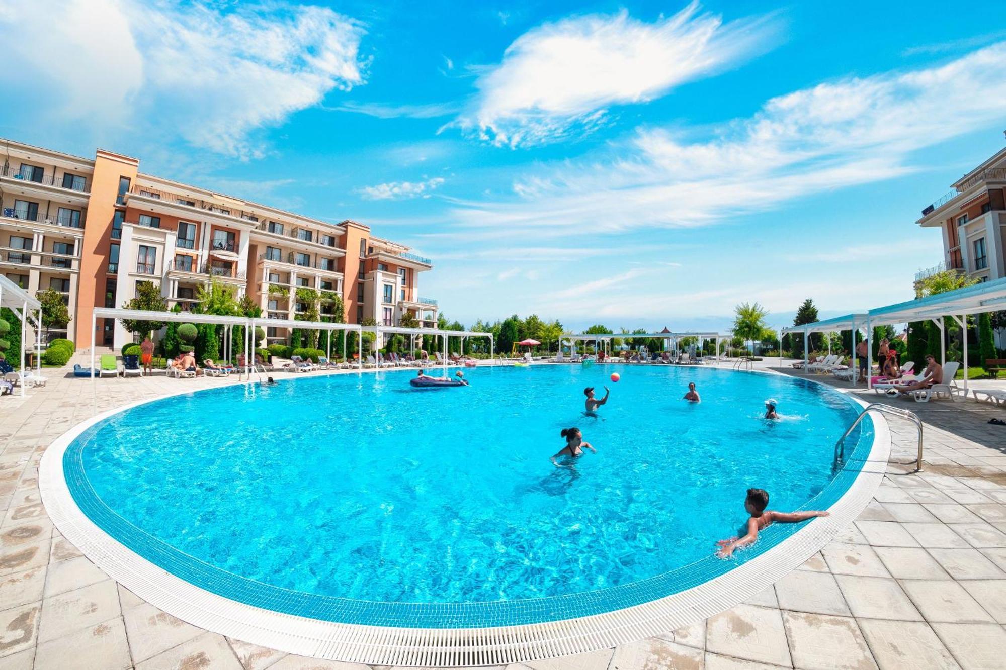 Prestige Fort Beach - Full Board Sveti Vlas Bagian luar foto