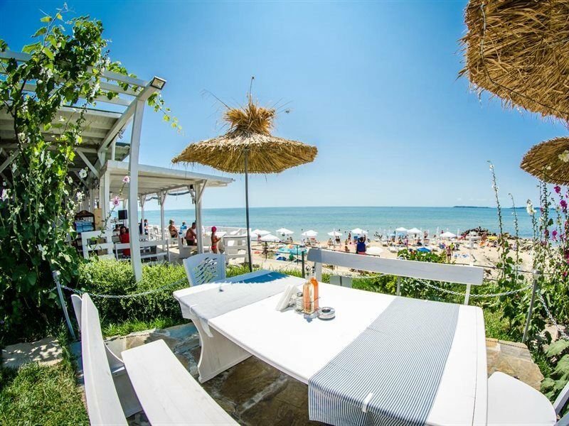 Prestige Fort Beach - Full Board Sveti Vlas Bagian luar foto
